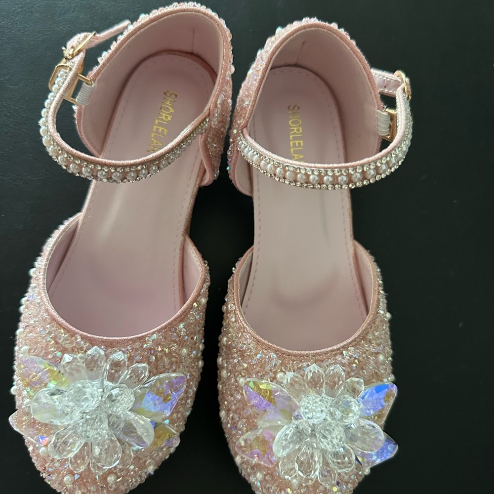 Sparkling Pink Kids Shoes with Crystal Embellishments